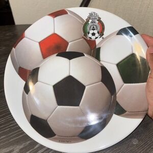 2006 Mexico Soccer Plastic‎ Plate Set Of 2